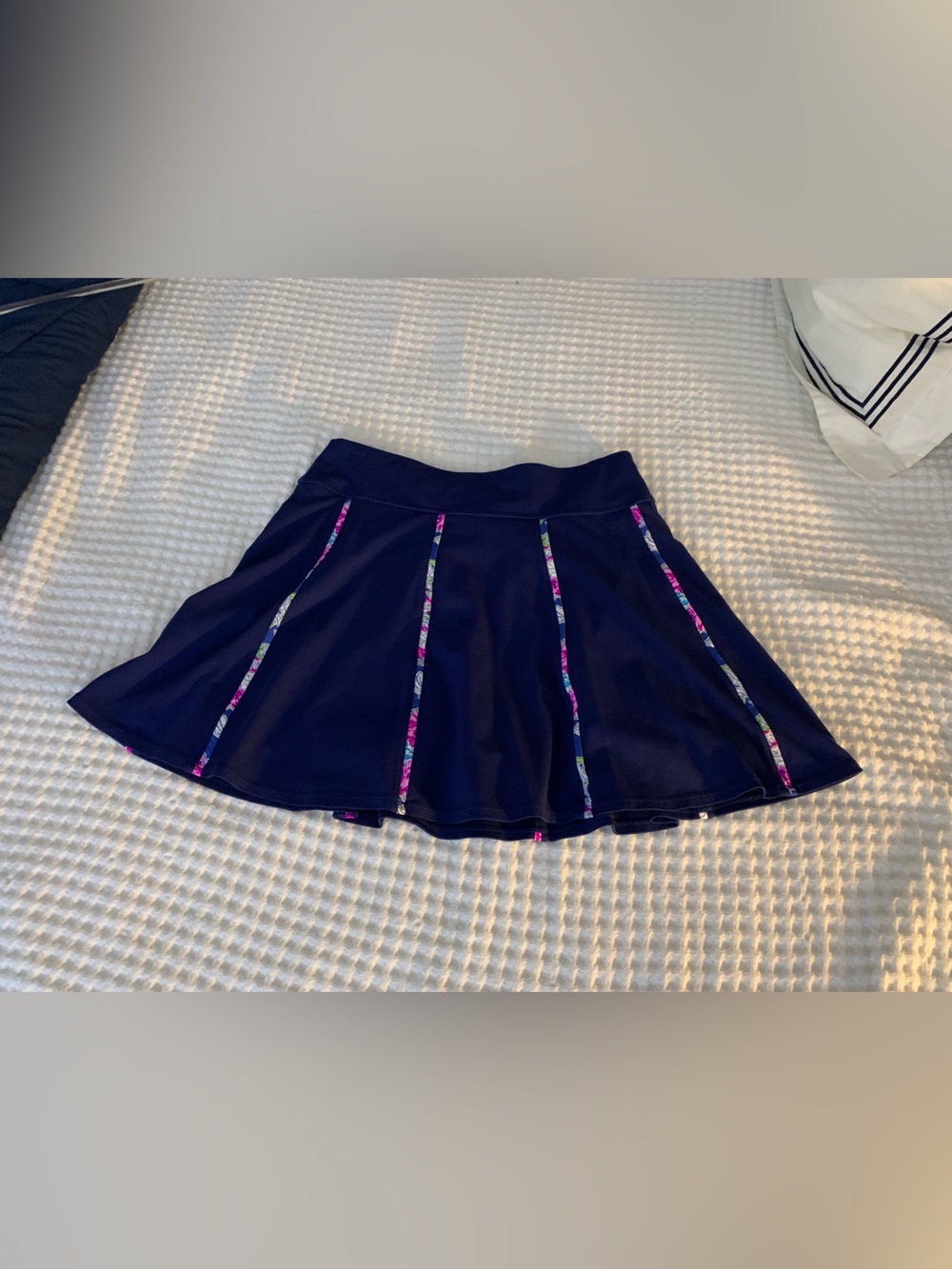 EUC Lilly Pulitzer UPF 50+ Luxletic Bungalo High Rise Skort size small - Picture 2 of 9